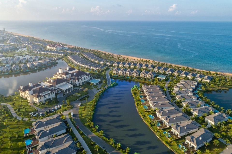 Vinpearl đa dạng hóa sản phẩm - dịch vụ và phát triển điểm đến - 4 Vinpearl đa dạng hóa sản phẩm - dịch vụ và phát triển điểm đến - 4