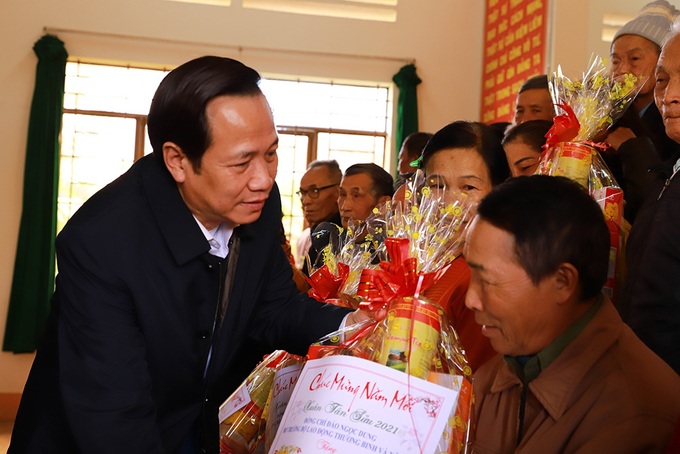 Bộ trưởng Đào Ngọc Dung: Nâng cao tinh thần trách nhiệm, triển khai các biện pháp phòng, chống dịch Covid-19 - Ảnh 1.