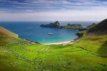 Bạn có muốn dành cả thanh xuân sống trên hòn đảo này để nhận lương lên tới 4 tỷ/năm?