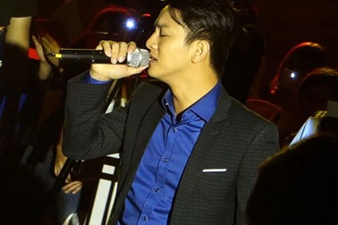 Quán quân Gương mặt thân quen 2014 hát tặng khán giả “Kết Nối Xanh”