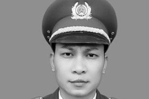 Truy tặng Huân chương Bảo vệ Tổ quốc cho Thiếu tá hy sinh trong bão Yagi