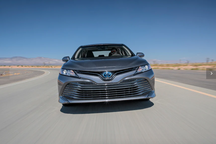 Triệu hồi Toyota Camry vì khoá dây đai an toàn bị lỗi