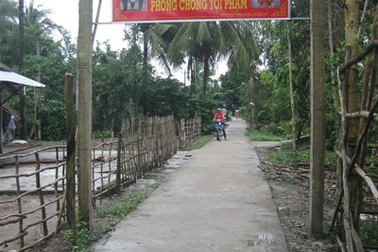 Xây cổng rào phòng chống tội phạm