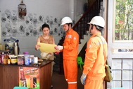 EVNHANOI bảo đảm cung ứng điện ổn định cho người dân trong mùa nóng kéo dài