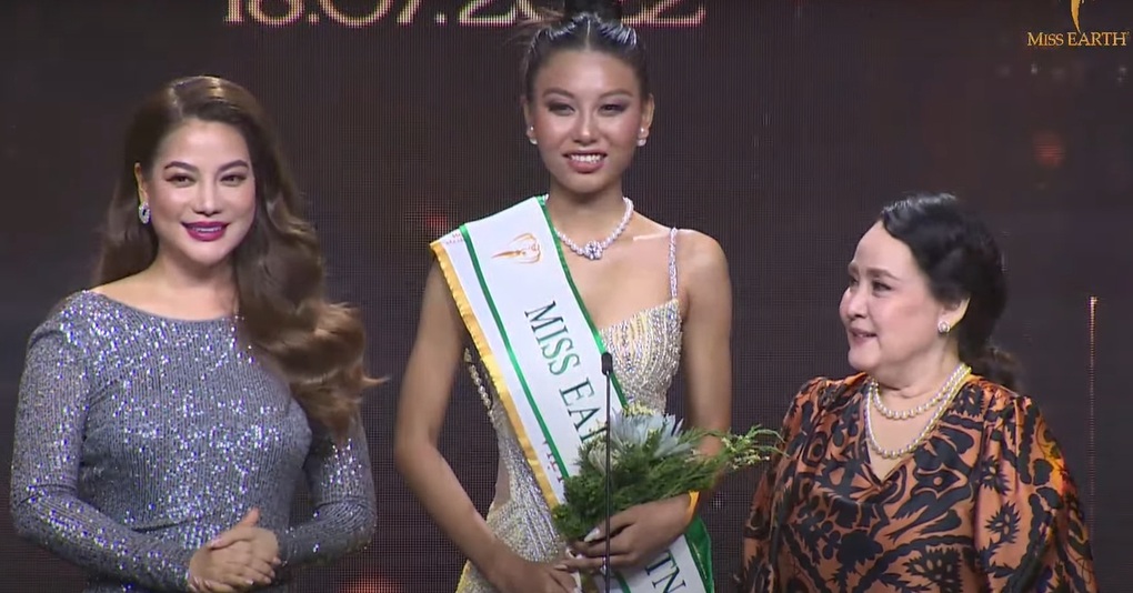 Vướng tin đồn nhạy cảm, Nông Thúy Hằng không được cử đi thi Miss Earth? - 2 Vướng tin đồn nhạy cảm, Nông Thúy Hằng không được cử đi thi Miss Earth? - 2