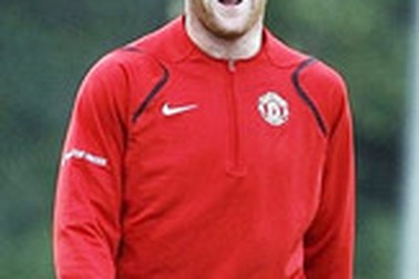 Rooney phải nhờ cậy bạn gái 