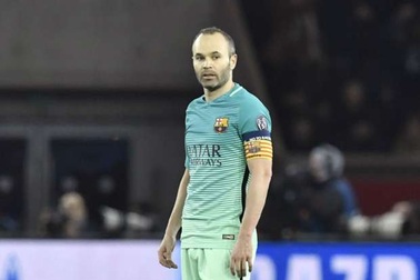 Iniesta: "Barcelona không hề có vấn đề trong trận thua đậm PSG"