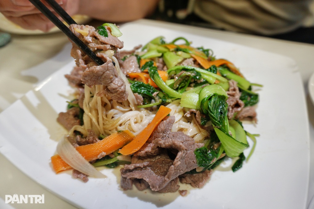 Quán phở Bắc gây sốt vì lời khen ngon nhất TPHCM: Thực hư thế nào? - 3 Quán phở Bắc gây sốt vì lời khen ngon nhất TPHCM: Thực hư thế nào? - 3