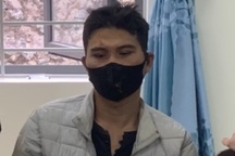 Bị phát hiện mua ma túy, đối tượng đâm xe vào công an hòng tẩu thoát