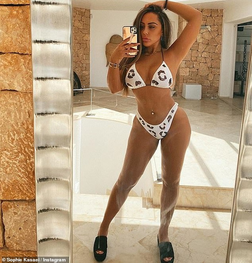 India Reynolds hút mắt với nội y - 8 India Reynolds hút mắt với nội y - 8