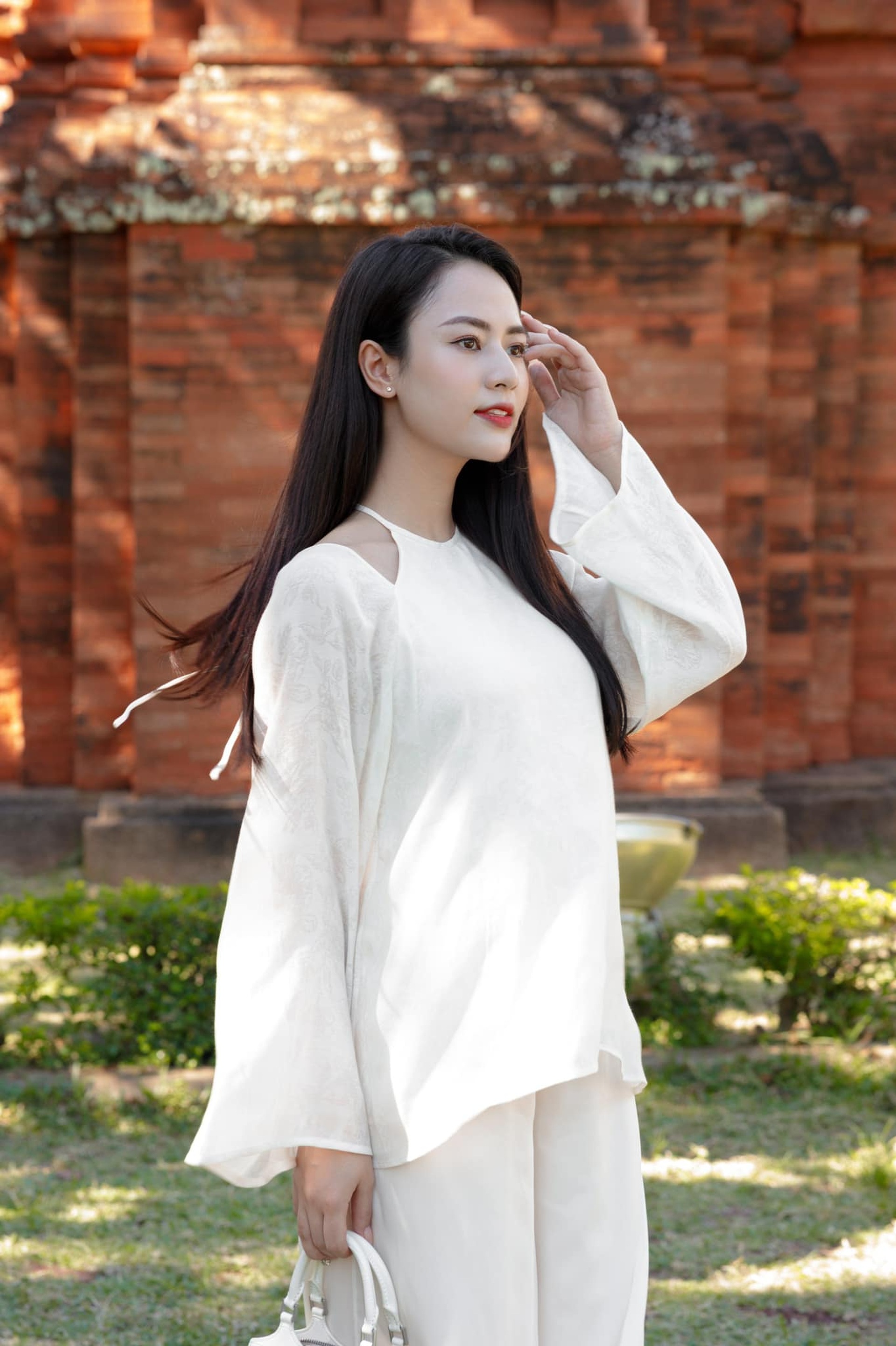 Ba bóng hồng phim Độc đạo: Người nhiều con nhất showbiz, người là Đại úy - 6