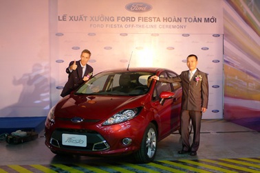Fiesta hatchback chậm ra mắt