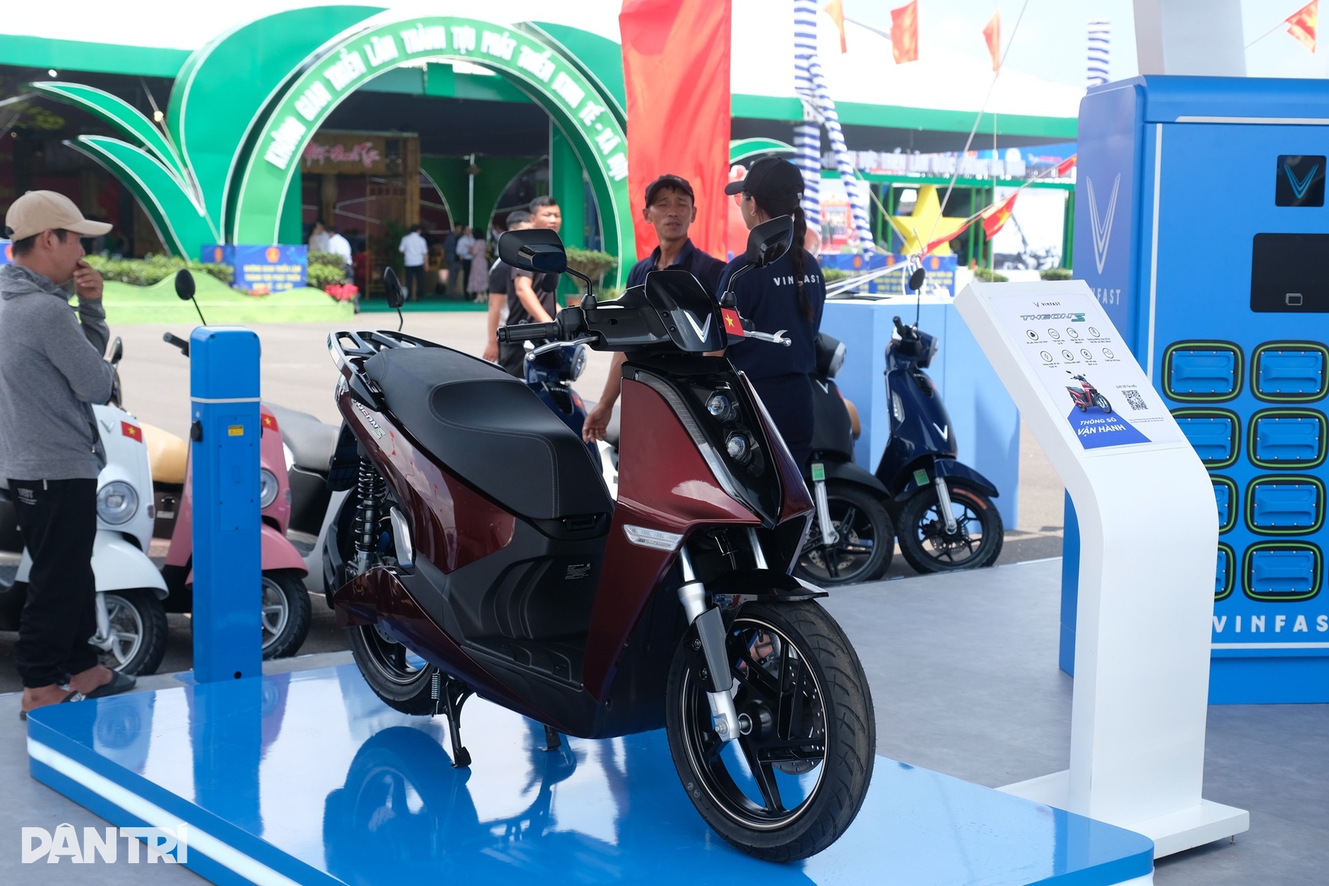 Mục sở thị trạm đổi pin của VinFast tại Triển lãm thành tựu đất nước 80 năm - 8 Mục sở thị trạm đổi pin của VinFast tại Triển lãm thành tựu đất nước 80 năm - 8