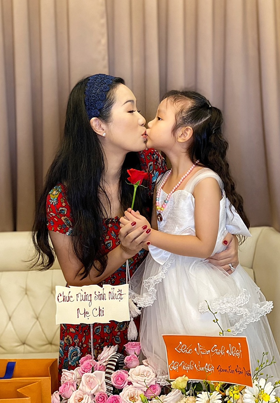 Hết tặng biệt thự, chồng đại gia lại làm điều đặc biệt cho NSƯT Kim Chi - 3 Hết tặng biệt thự, chồng đại gia lại làm điều đặc biệt cho NSƯT Kim Chi - 3