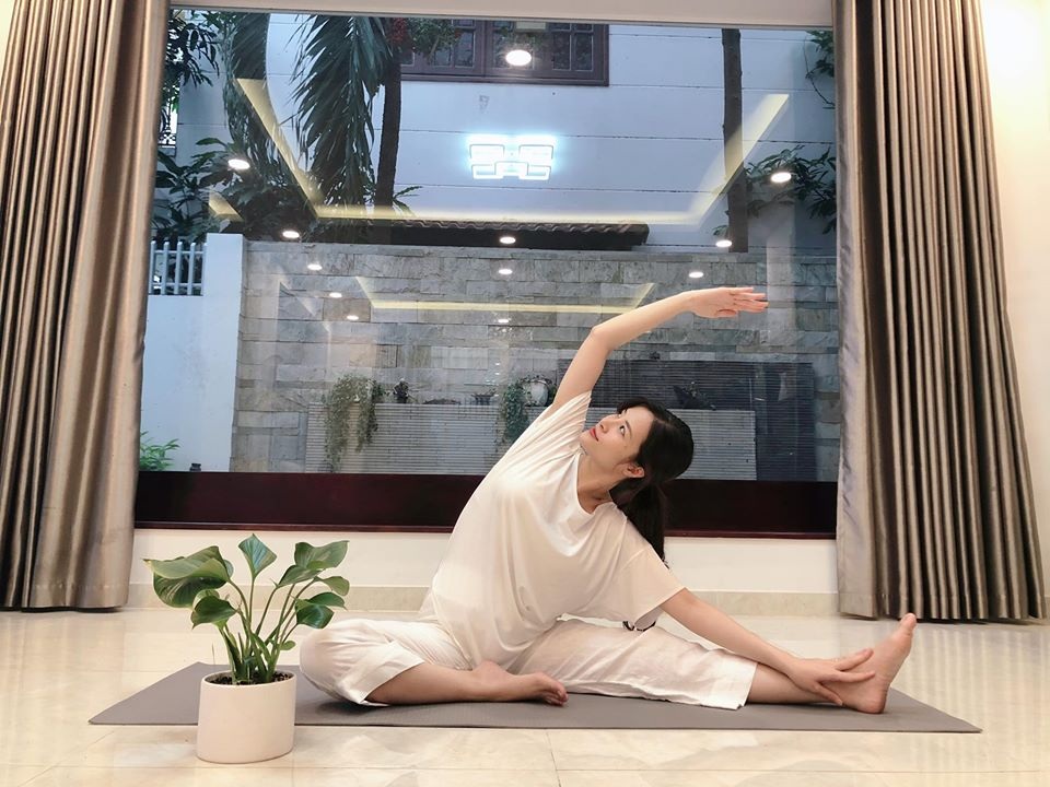 Đông Nhi tiết lộ sự thay đổi đặc biệt của Ông Cao Thắng từ khi cô mang bầu - 4 Đông Nhi tiết lộ sự thay đổi đặc biệt của Ông Cao Thắng từ khi cô mang bầu - 4