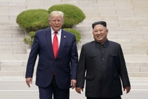 Ông Trump ca ngợi mối quan hệ hòa hợp với nhà lãnh đạo Kim Jong-un