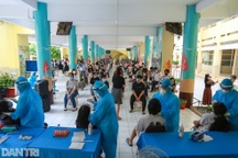 Xét nghiệm Covid-19 cho 110.000 sĩ tử TPHCM trước kỳ thi tốt nghiệp THPT