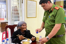 Cụ bà lưu lạc 15 năm tìm được gia đình nhờ nhớ từ "Đại Lãnh"