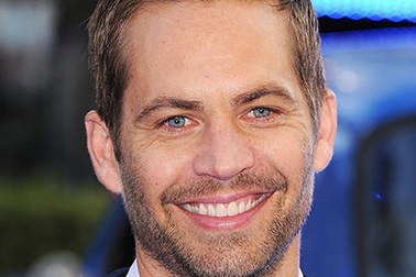 Tài tử Mỹ chết trong tai nạn ô tô thảm khốc