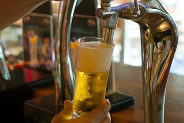 Khám phá văn hóa bia tươi giữa lòng Sài Gòn