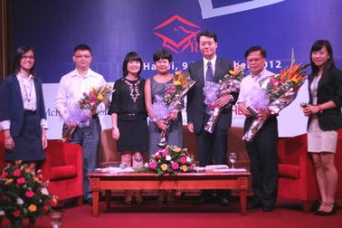 Tổng kết STEP UP 2012: Lễ Tốt nghiệp và 12 tháng sau
