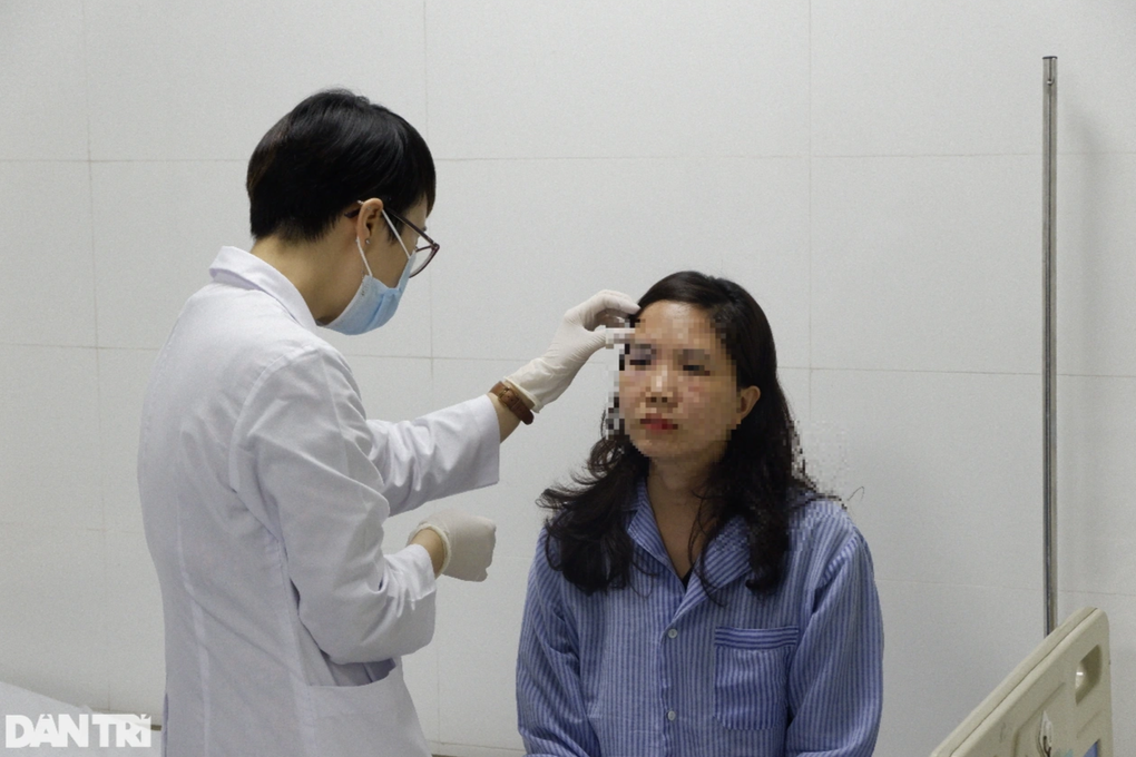 Hà Nội: Kiến ba khoang vào mùa, nhiều người nhập viện vì sưng mắt, loét da - 1 Hà Nội: Kiến ba khoang vào mùa, nhiều người nhập viện vì sưng mắt, loét da - 1