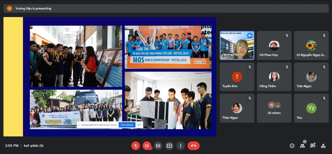 Học sinh chỉ cần quét mã code QR để được định hướng nghề nghiệp - 2 Học sinh chỉ cần quét mã code QR để được định hướng nghề nghiệp - 2