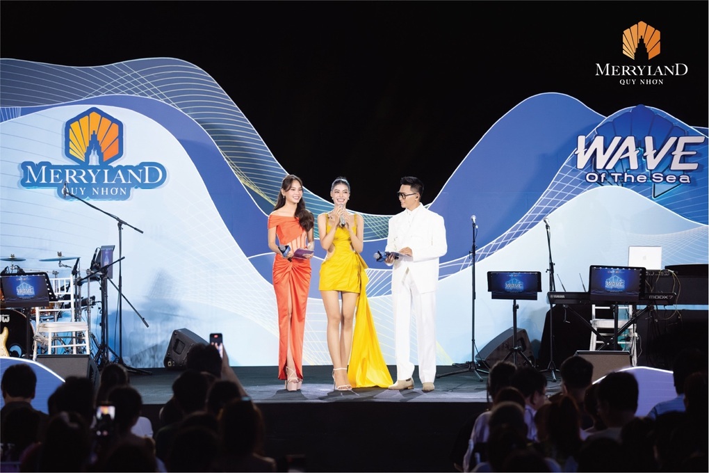 MerryLand Quy Nhơn bùng nổ trong đêm nhạc quy tụ nhiều sao Việt - 3 MerryLand Quy Nhơn bùng nổ trong đêm nhạc quy tụ nhiều sao Việt - 3