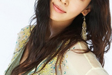 Kim So Yeon được giới truyền thông Trung Quốc "săn đón"