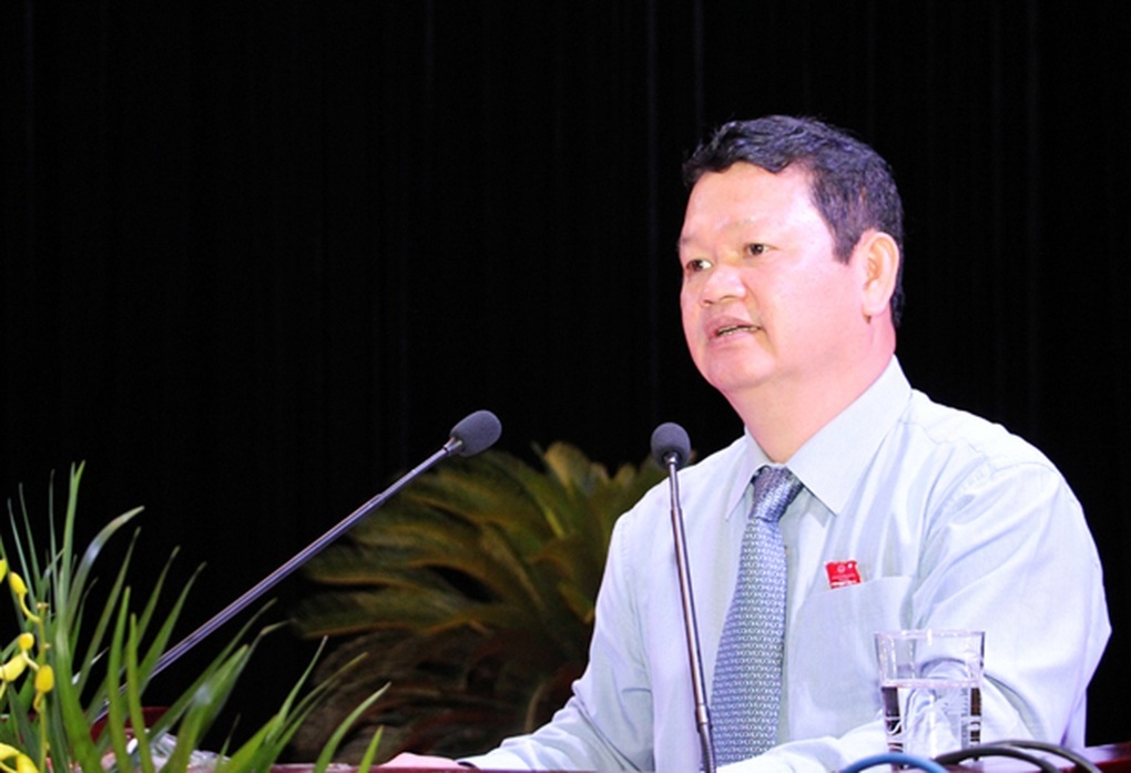 Cựu Bí thư Lào Cai Nguyễn Văn Vịnh khai nhận quà Tết 5 tỷ đồng - 1 Cựu Bí thư Lào Cai Nguyễn Văn Vịnh khai nhận quà Tết 5 tỷ đồng - 1