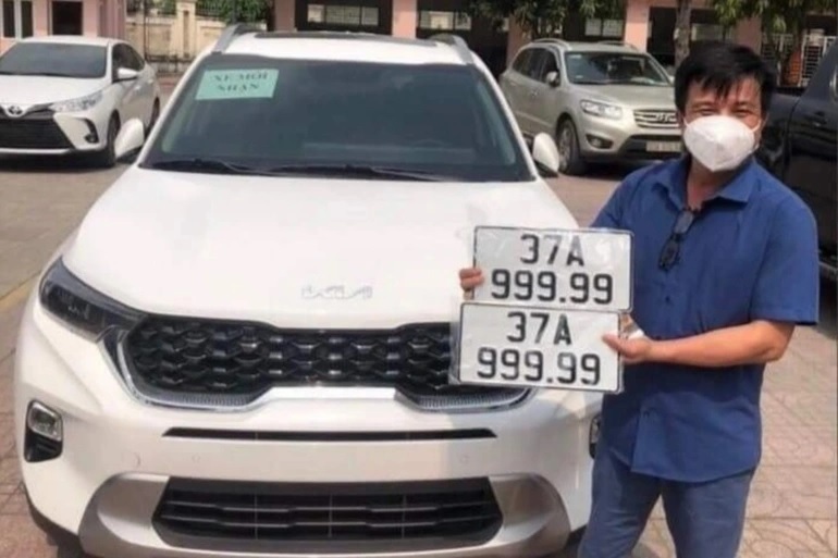 Đấu giá biển số xe: Cần cơ chế minh bạch - 1 Đấu giá biển số xe: Cần cơ chế minh bạch - 1
