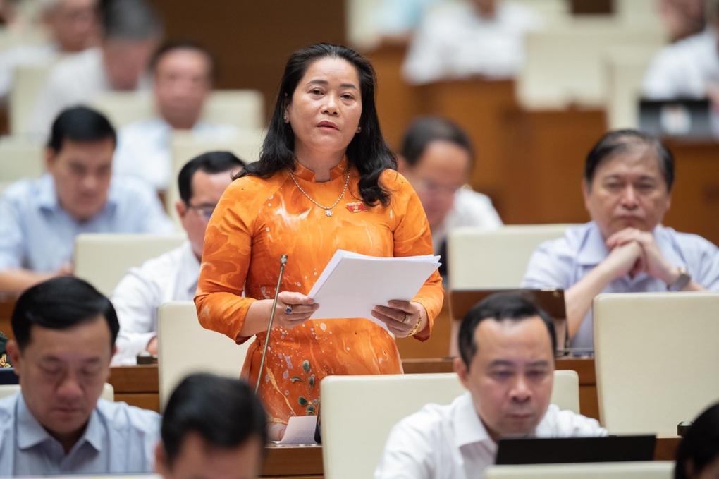 Công nhân mất việc khốn khó, cần rút ngắn thời gian được rút bảo hiểm - 1 Công nhân mất việc khốn khó, cần rút ngắn thời gian được rút bảo hiểm - 1