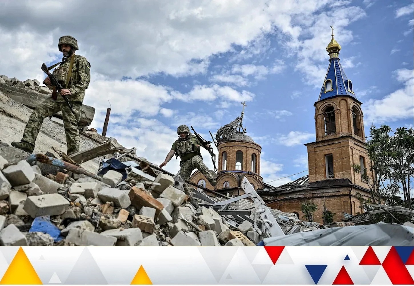 Chiến sự Ukraine 4/8: Nga ồ ạt tiến vào Pokrovsk  - 1
