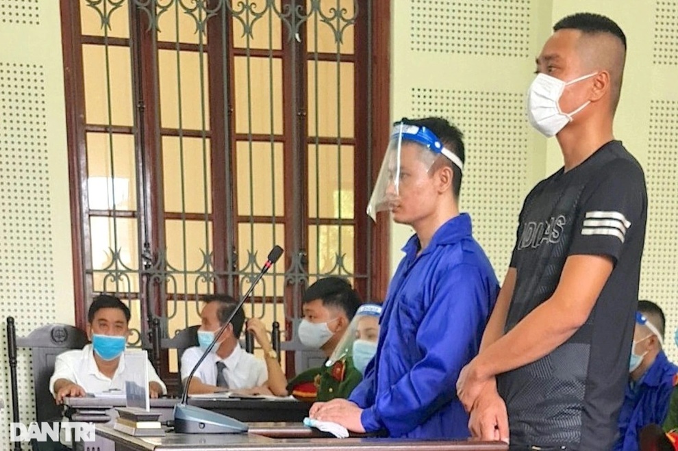 Y án vụ 3 thanh niên ném bom xăng khiến hai mẹ con suýt mất mạng - 4 Y án vụ 3 thanh niên ném bom xăng khiến hai mẹ con suýt mất mạng - 4