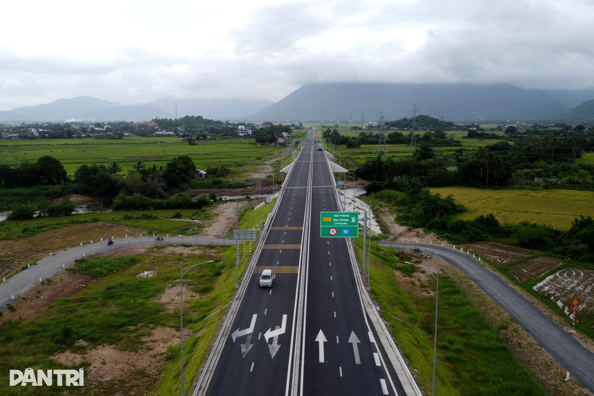 Sắp thông xe 13km cuối, cao tốc từ hầm Cổ Mã đến TPHCM sẽ liền mạch - 9 Sắp thông xe 13km cuối, cao tốc từ hầm Cổ Mã đến TPHCM sẽ liền mạch - 9