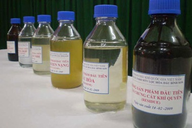 Nhà máy lọc dầu Dung Quất ra lò 5 loại sản phẩm đầu tiên 