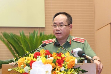 Giám đốc Công an Hà Nội thông tin vụ tài liệu bị đốt cạnh trụ sở phường