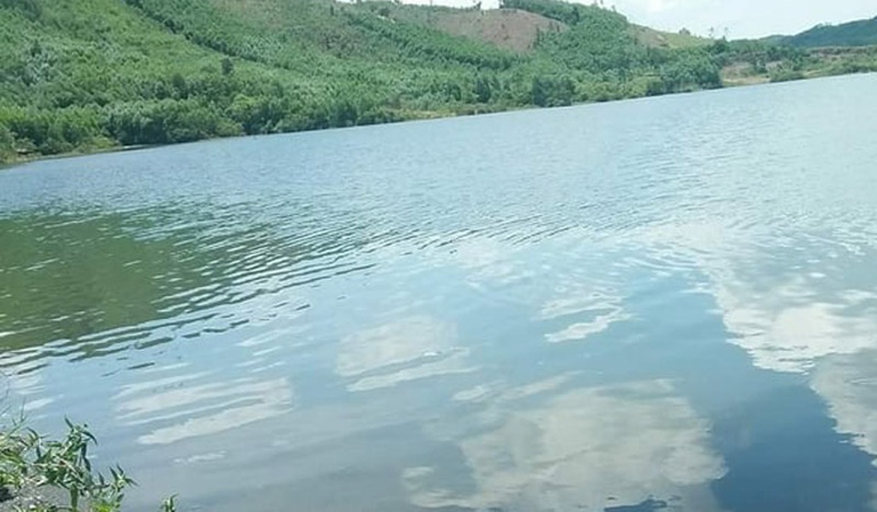 Người phụ nữ tử vong dưới đập sau khi bỏ nhà đi - 1 Người phụ nữ tử vong dưới đập sau khi bỏ nhà đi - 1