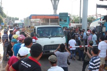 Dùng tiền lẻ mua vé qua trạm BOT Biên Hòa: Có thể khởi tố vụ án