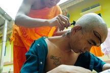 Tục đi tu báo hiếu của người Khmer ở Trà Vinh