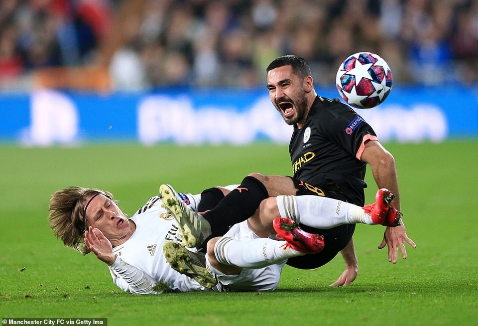 Những khoảnh khắc Man City hạ gục Real Madrid tại Bernabeu - 9 Những khoảnh khắc Man City hạ gục Real Madrid tại Bernabeu - 9