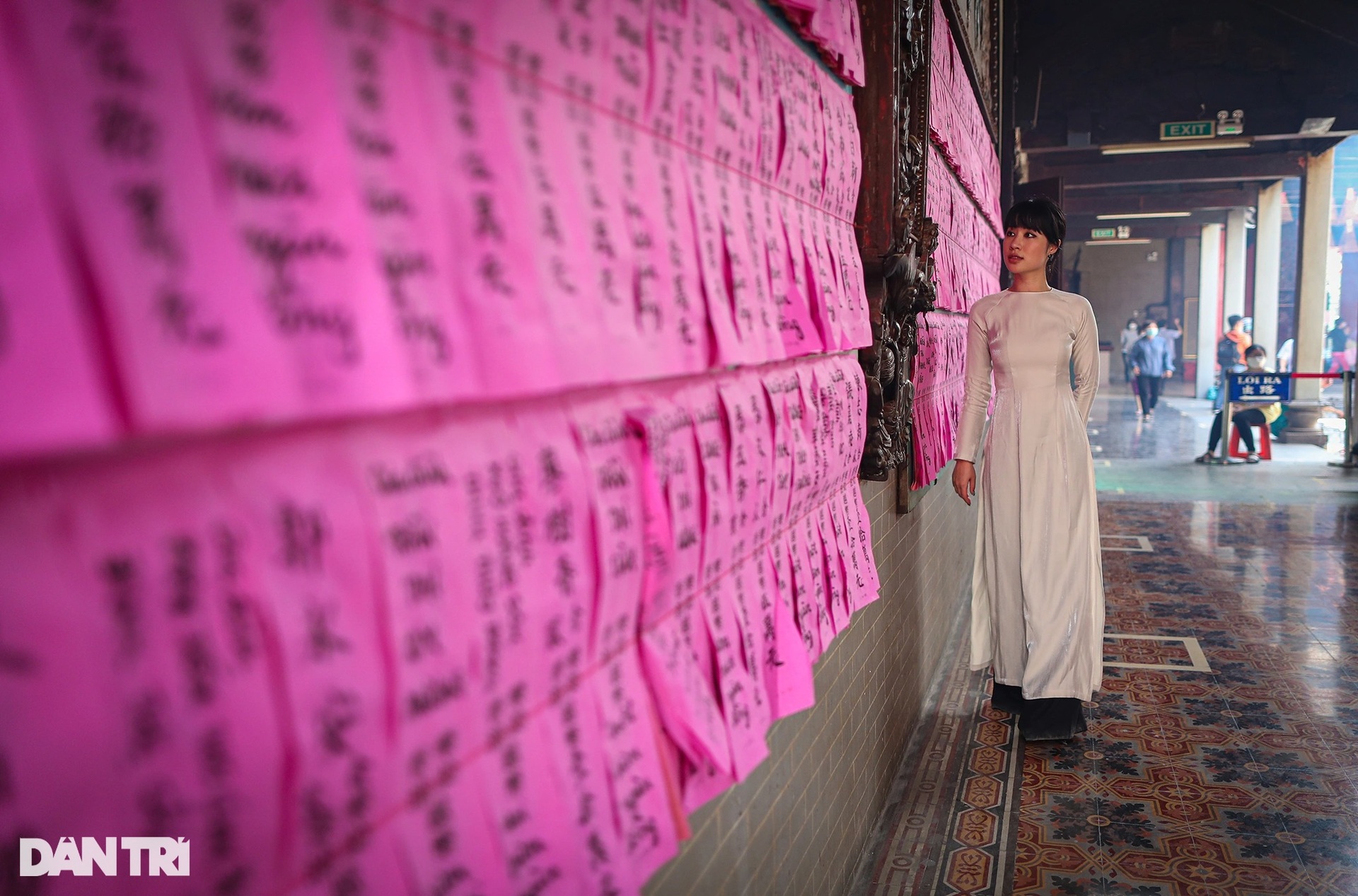 Ngắm vẻ đẹp cổ kính ngôi chùa hơn 250 tuổi của người Hoa tại TPHCM - 7