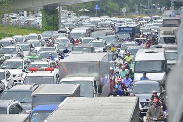 Nguyên nhân gây kẹt xe nghiêm trọng nhiều giờ quanh Tân Sơn Nhất