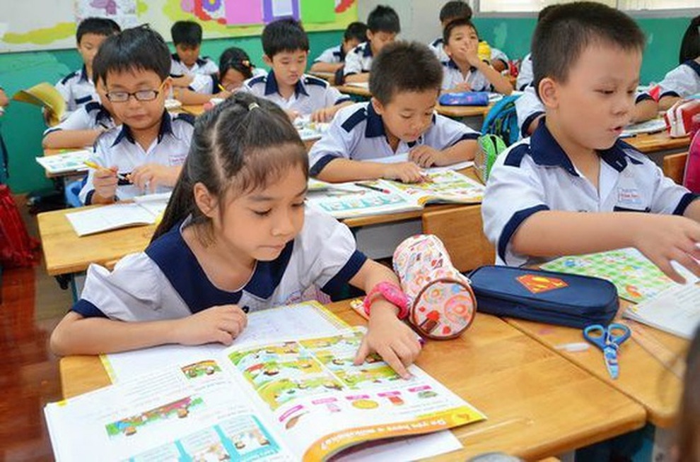 Hà Nội: Yêu cầu trường học không tổ chức khảo sát trực tiếp - 1 Hà Nội: Yêu cầu trường học không tổ chức khảo sát trực tiếp - 1