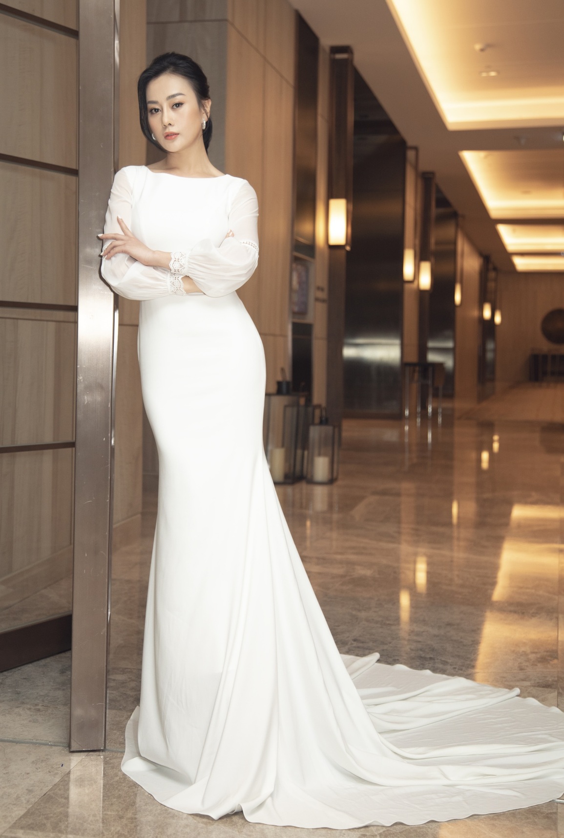 Vĩnh Thụy hội ngộ Phương Oanh sau bộ ảnh cưới gây sốt - 5 Vĩnh Thụy hội ngộ Phương Oanh sau bộ ảnh cưới gây sốt - 5