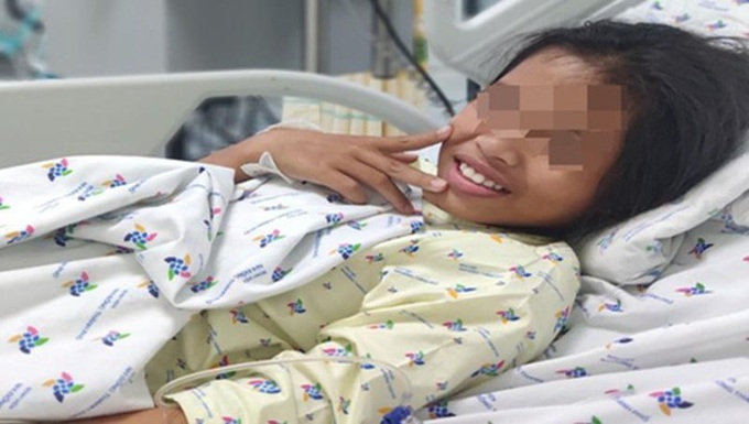 Cô bé 11 tuổi vừa qua cơn hôn mê sau khi uống hơn hai chục viên thuốc ngủ để tự tử - Ảnh 1. Cô bé 11 tuổi vừa qua cơn hôn mê sau khi uống hơn hai chục viên thuốc ngủ để tự tử - Ảnh 1.