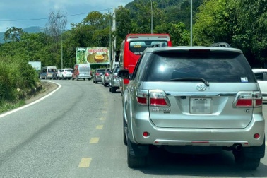 Kêu gọi người dân Đà Lạt đi xe hai bánh, nhường đường cho ô tô du lịch