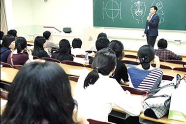 Học sinh Hàn Quốc “đòi” quyền được ngủ trong lớp