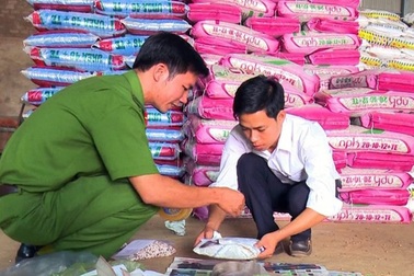 Đắk Nông phạt gần 120 triệu đồng một người bán phân bón giả, kém chất lượng