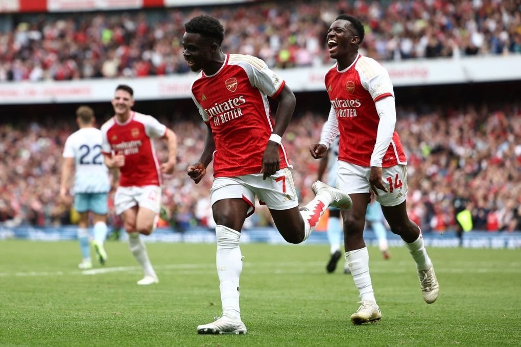 Saka tạo siêu phẩm, Arsenal thắng nhẹ Nottingham - 3 Saka tạo siêu phẩm, Arsenal thắng nhẹ Nottingham - 3